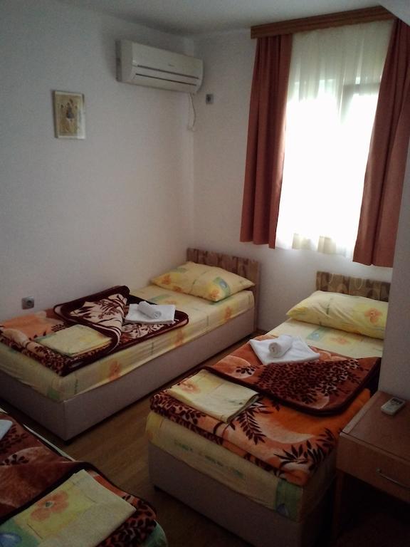 Hotel Quo Vadis Меджугорье Номер фото